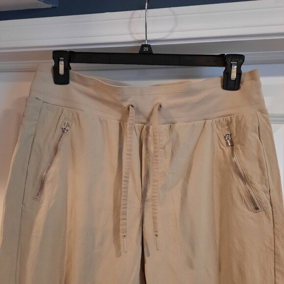 Athleta Jogger Pants Womens 12 Khaki Trekkie North Hiking Ripstop Performance - Picture 3 of 12